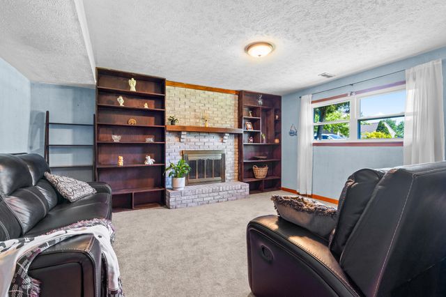 6099 Tosha Drive, Burlington, KY 41005