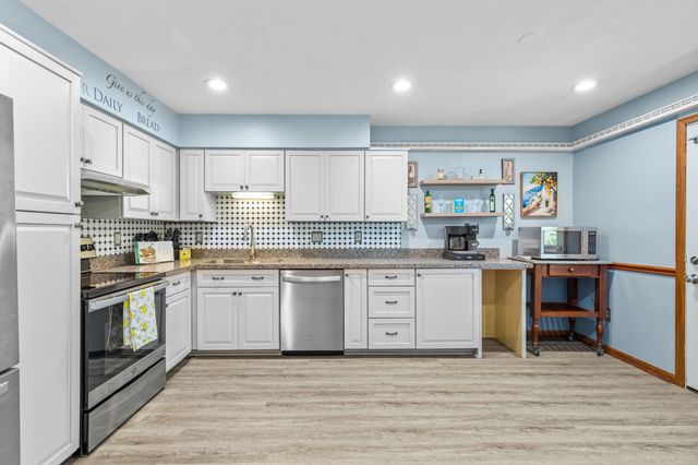 6099 Tosha Drive, Burlington, KY 41005
