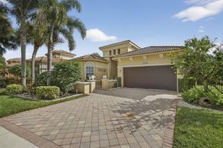 8722 Via Brilliante, Wellington, FL 33411