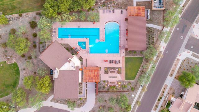 719 E Summerside Road, Phoenix, AZ 85042