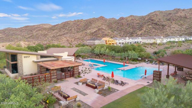 719 E Summerside Road, Phoenix, AZ 85042