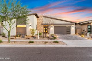 719 E Summerside Road, Phoenix, AZ 85042