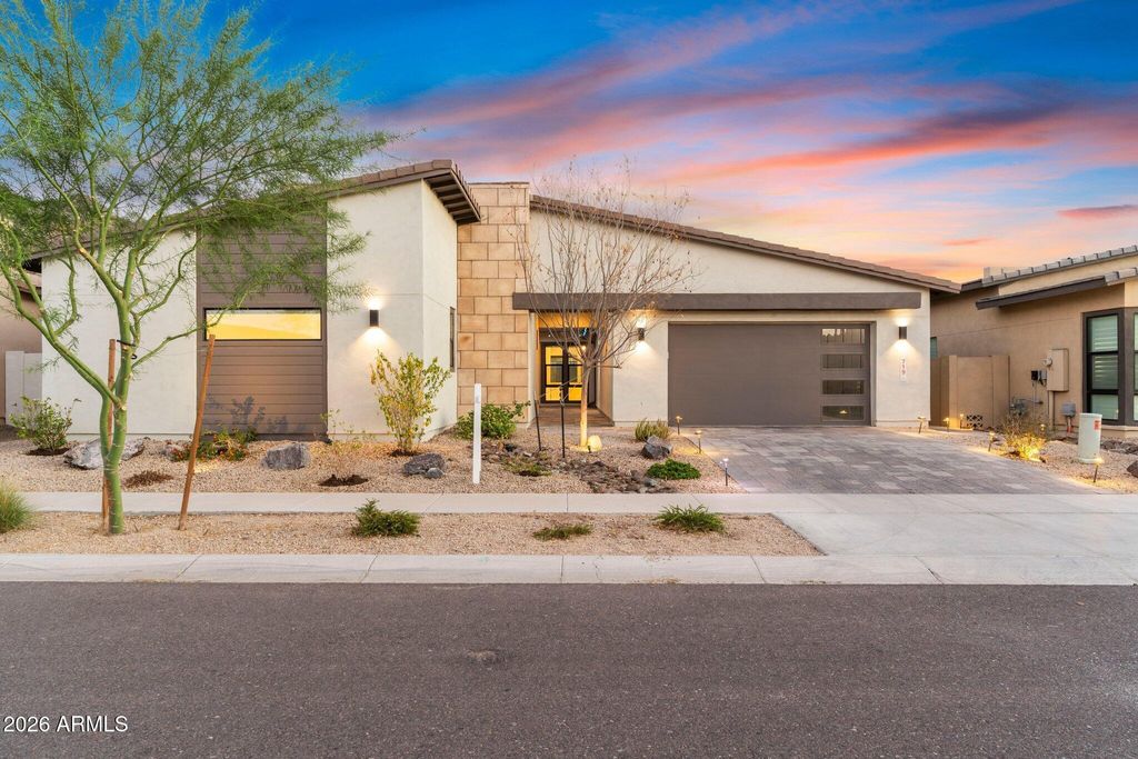 719 E Summerside Road, Phoenix, AZ 85042 — exterior