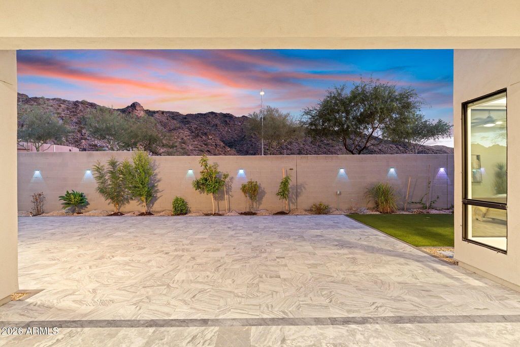 719 E Summerside Road, Phoenix, AZ 85042 — photo 4
