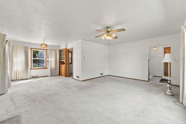 2305 Hiawatha Boulevard, Fort Wayne, IN 46809