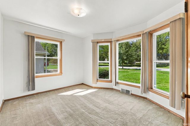 2305 Hiawatha Boulevard, Fort Wayne, IN 46809