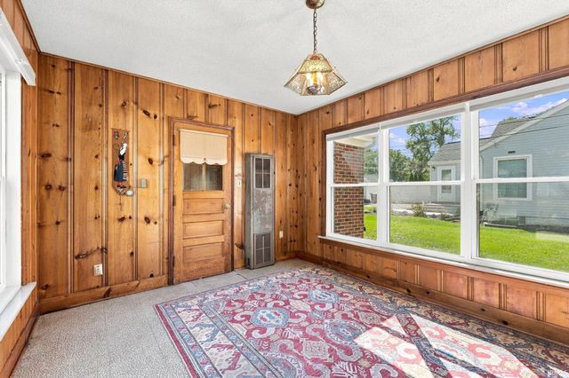 2305 Hiawatha Boulevard, Fort Wayne, IN 46809