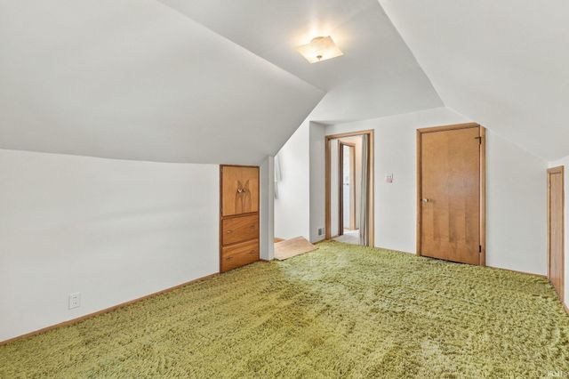 2305 Hiawatha Boulevard, Fort Wayne, IN 46809