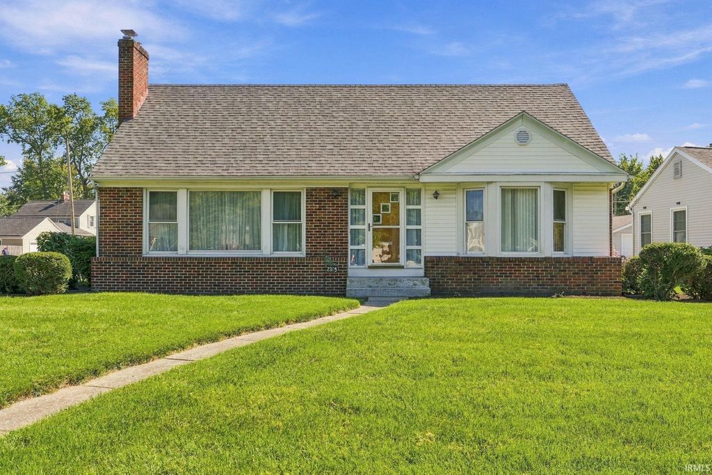 2305 Hiawatha Boulevard, Fort Wayne, IN 46809