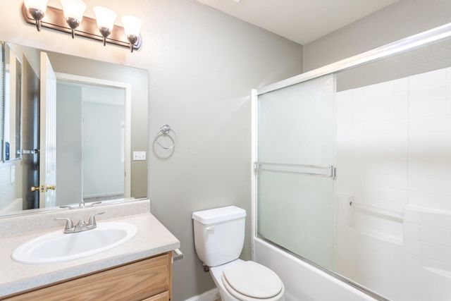 3702 Vinewood Drive, Anderson, CA 96007