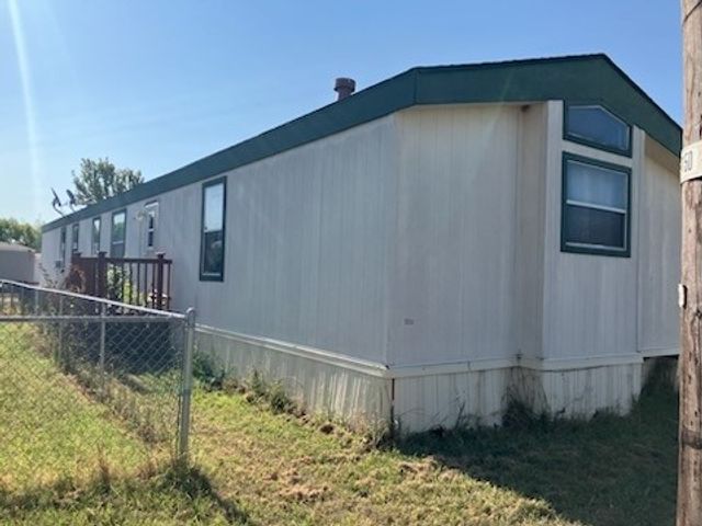 106 Preston Drive, Sanger, TX 76266