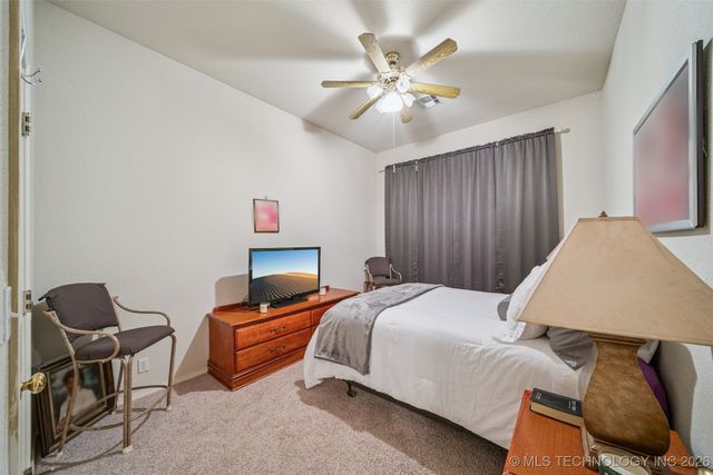 6607 Silver Oak Terrace W, Tulsa, OK 74107