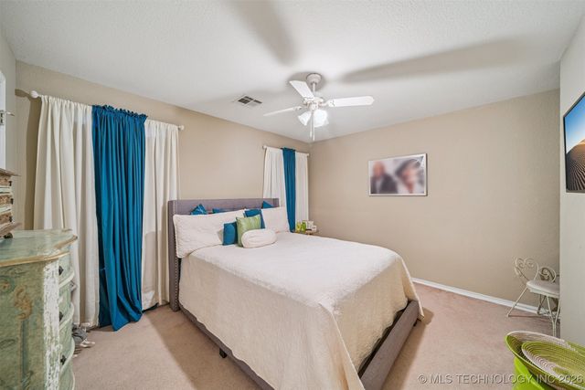 6607 Silver Oak Terrace W, Tulsa, OK 74107