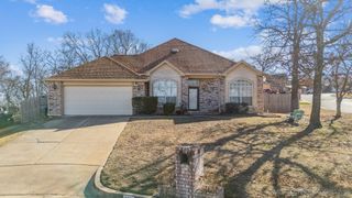 6607 Silver Oak Terrace W, Tulsa, OK 74107