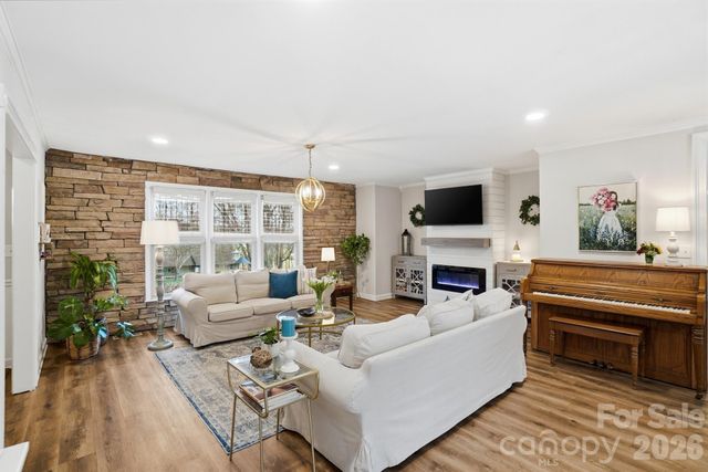 5334 Shoreview Drive, Concord, NC 28025