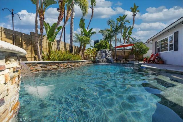 213 Louise Dr, Placentia, CA 92870