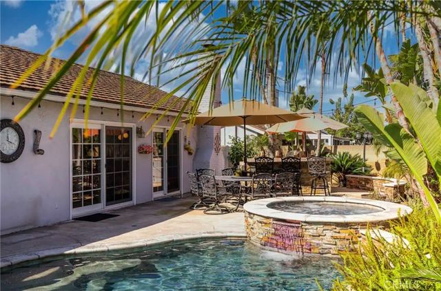 213 Louise Dr, Placentia, CA 92870