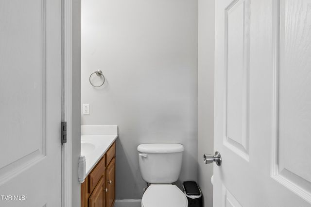 204 Gray Station Road 204, Johnson City, TN 37615