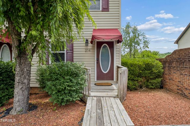 204 Gray Station Road 204, Johnson City, TN 37615