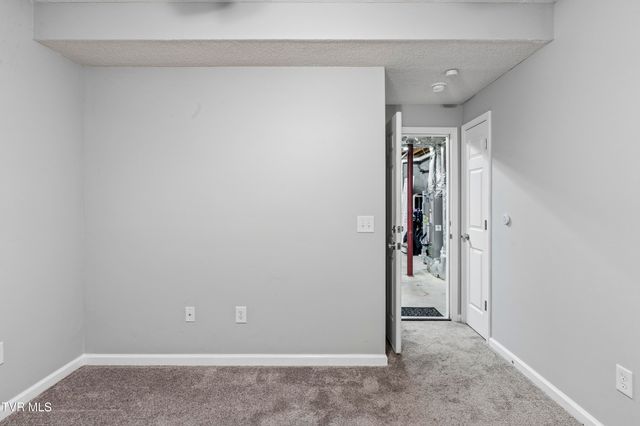 204 Gray Station Road 204, Johnson City, TN 37615