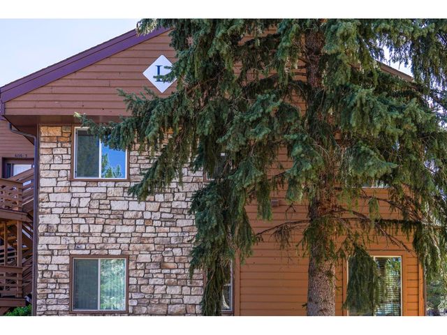 6112 Habitat Dr 2, Boulder, CO 80301