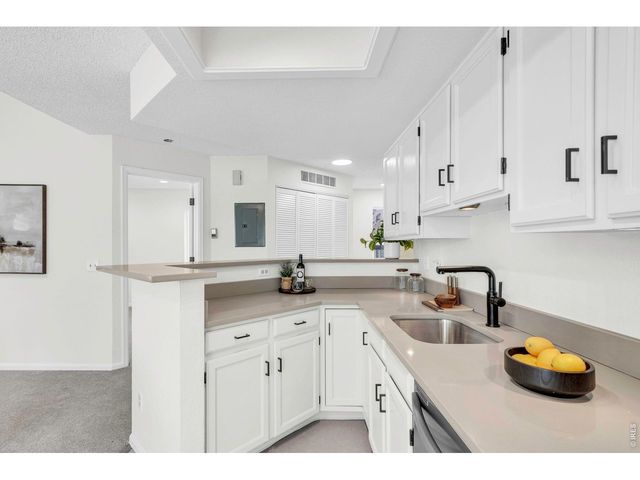 6112 Habitat Dr 2, Boulder, CO 80301