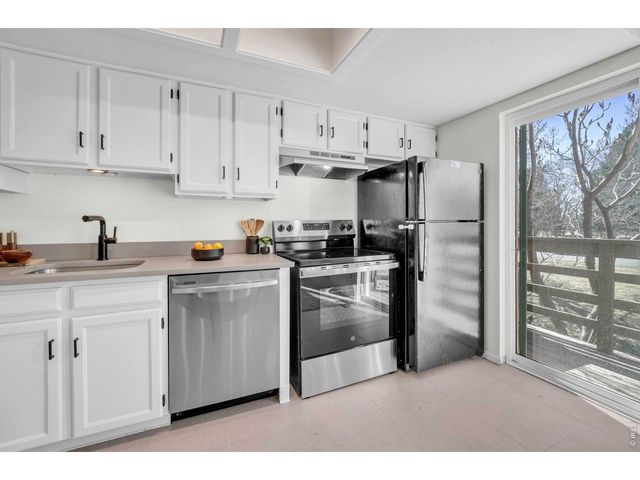 6112 Habitat Dr 2, Boulder, CO 80301