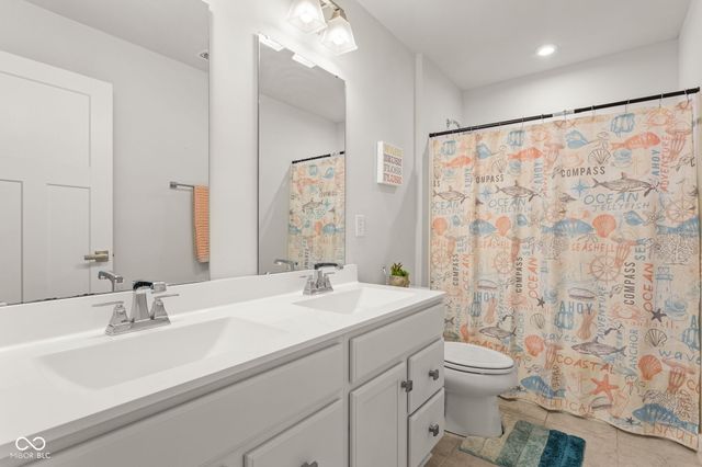 569 Wilsons Farm Drive, Fortville, IN 46040