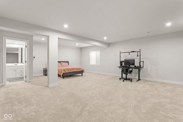 569 Wilsons Farm Drive, Fortville, IN 46040