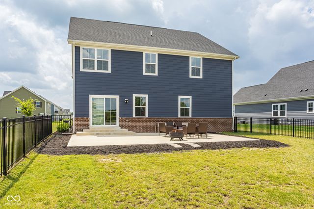 569 Wilsons Farm Drive, Fortville, IN 46040