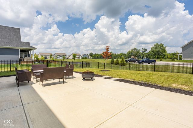 569 Wilsons Farm Drive, Fortville, IN 46040