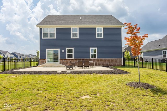 569 Wilsons Farm Drive, Fortville, IN 46040