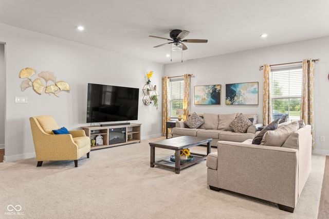 569 Wilsons Farm Drive, Fortville, IN 46040