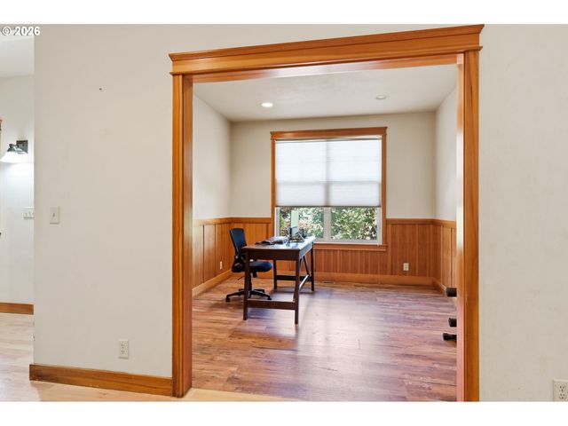 6287 FERNHILL Loop, Springfield, OR 97478