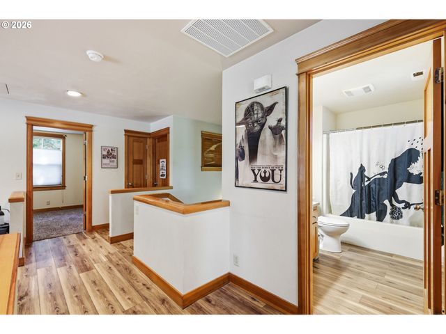 6287 FERNHILL Loop, Springfield, OR 97478
