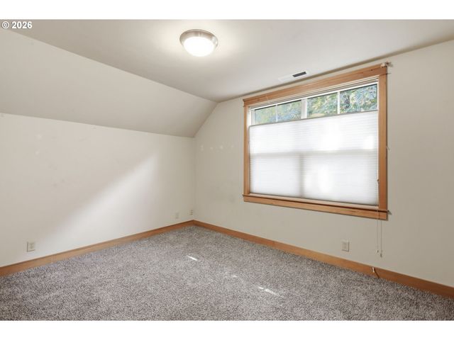 6287 FERNHILL Loop, Springfield, OR 97478