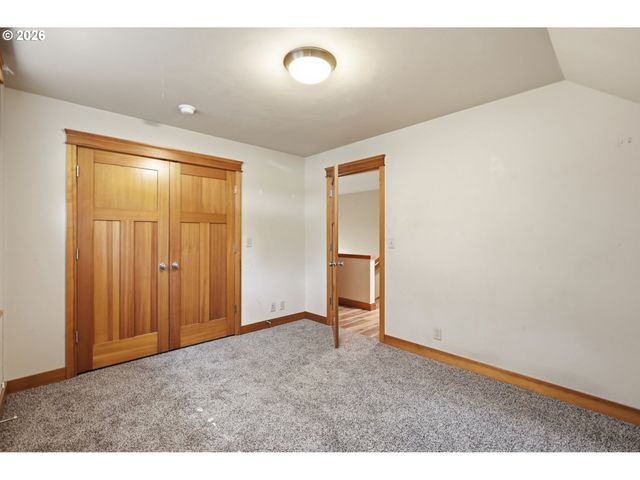6287 FERNHILL Loop, Springfield, OR 97478