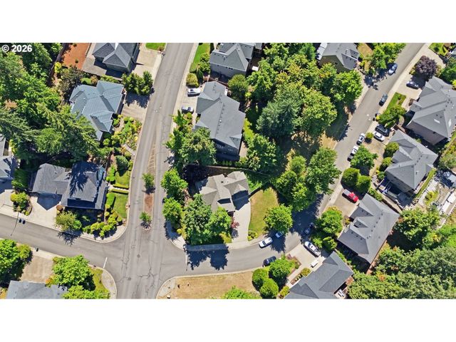 6287 FERNHILL Loop, Springfield, OR 97478