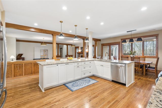 36599 River Oaks Circle, Cumming, IA 50061