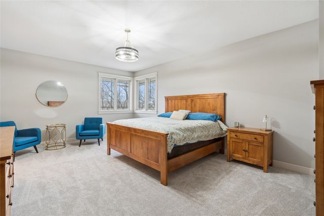36599 River Oaks Circle, Cumming, IA 50061