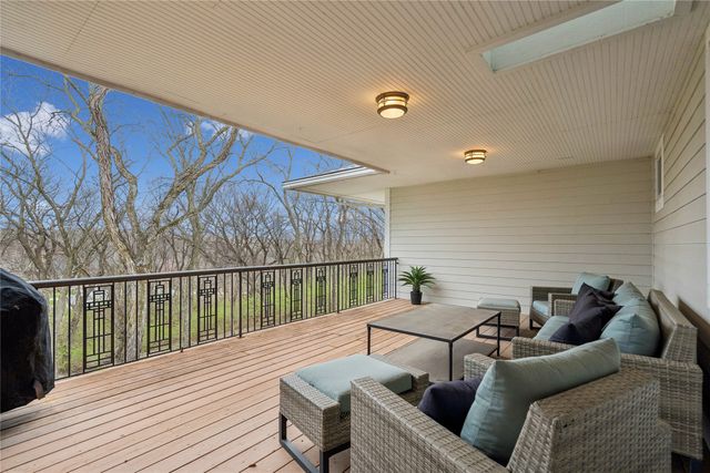 36599 River Oaks Circle, Cumming, IA 50061