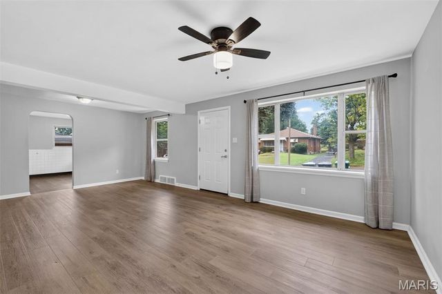 9016 Bessemer Avenue, Berkeley, MO 63134