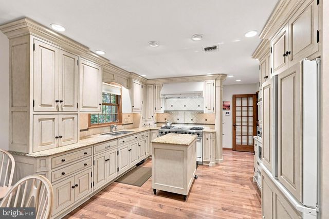 1200 ASH LN, Lebanon, PA 17042