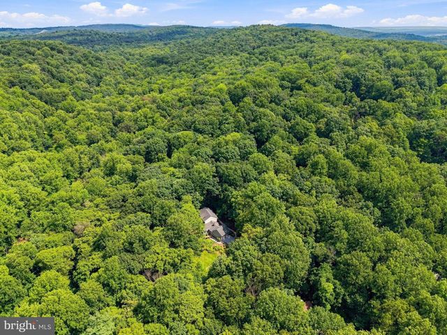 1200 ASH LN, Lebanon, PA 17042