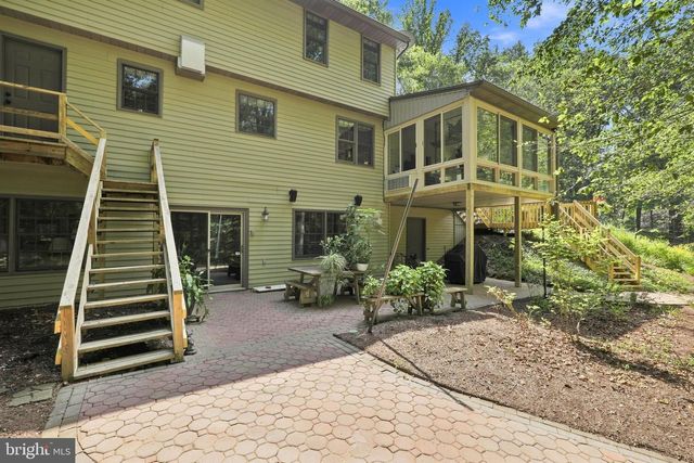1200 ASH LN, Lebanon, PA 17042