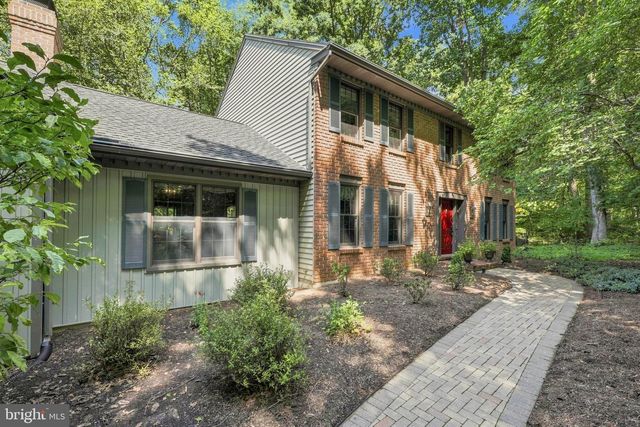1200 ASH LN, Lebanon, PA 17042
