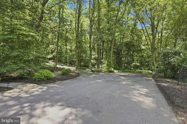 1200 ASH LN, Lebanon, PA 17042