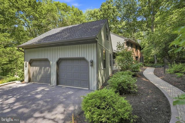 1200 ASH LN, Lebanon, PA 17042