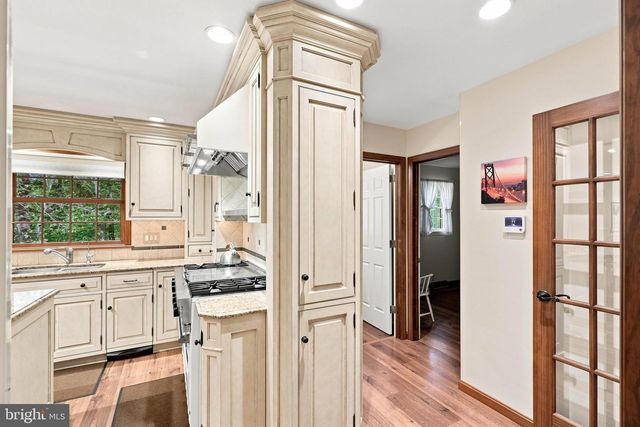 1200 ASH LN, Lebanon, PA 17042