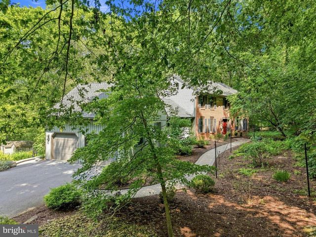 1200 ASH LN, Lebanon, PA 17042